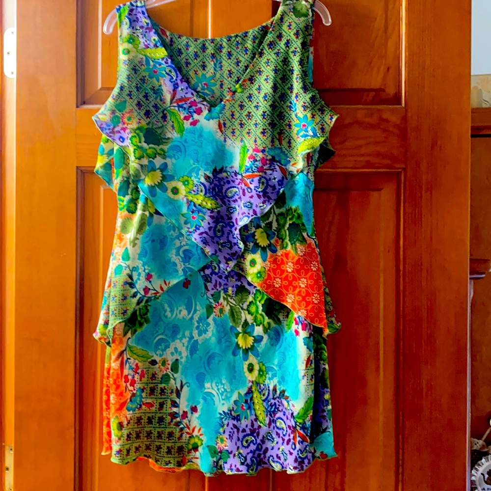 Super cute multi layer summer top